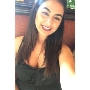 Meet your Posher, Zaima